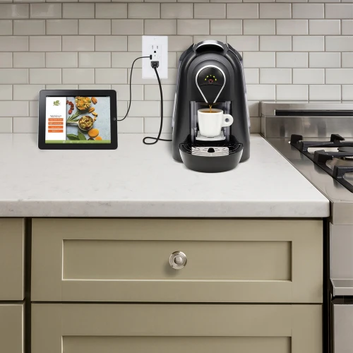 Smart in-Wall Outlet with USB Port - Image 6